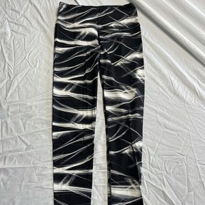 Black and White Victoria’s Secret Leggings